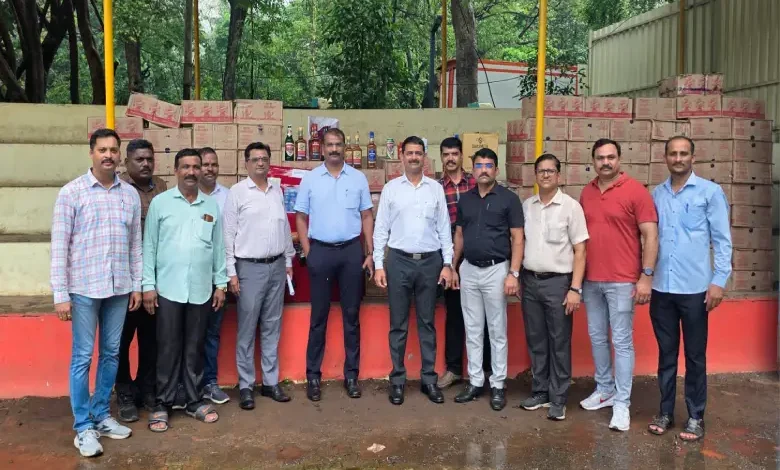 "Thane Crime Branch Busts Fake Foreign Liquor Racket"