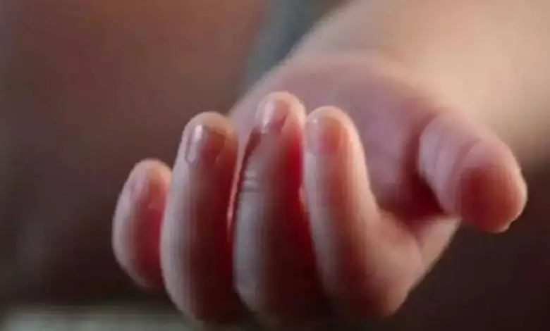 10-day-old baby girl scalded with hot rod