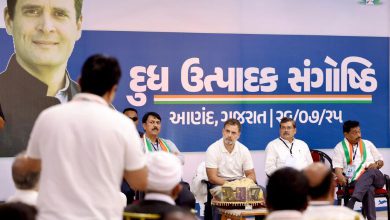 Which two Gujarat Congress leaders resigned after Rahul Gandhi's visit, creating a stir, know