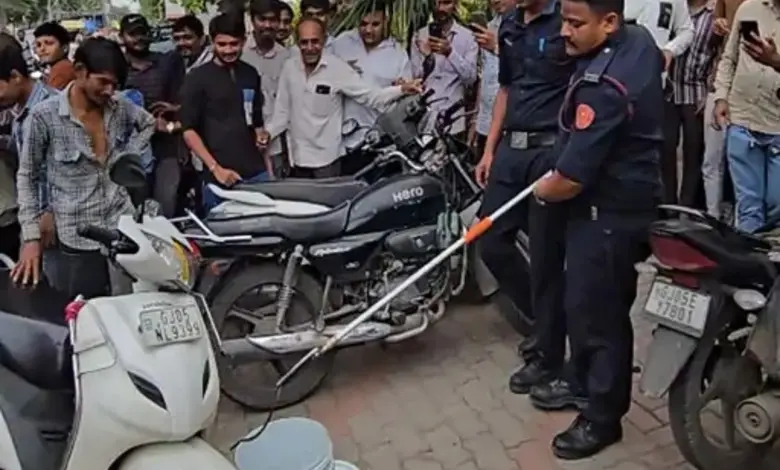 A snake came out of the bike.