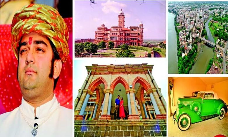 Beyond the Picture: Wankaner is a great example of architectural art