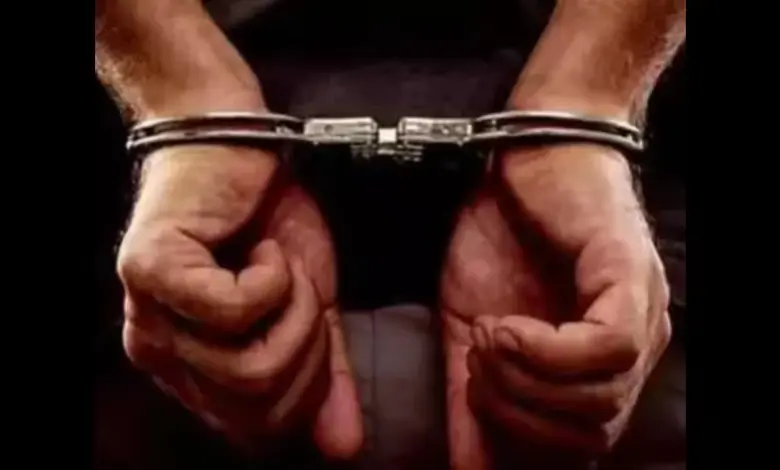 Gang caught repacking and selling items after expiry date in Bhiwandi