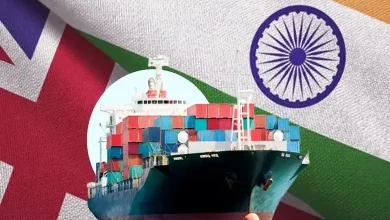 ભારત અને યુકેના ધ્વજ એકબીજા સાથે