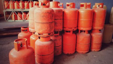 એલપીજી ગેસ સિલિન્ડરના ભાવમાં થયો ઘટાડો, જાણો લેટેસ્ટ ભાવ