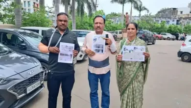 Opposition to the dilapidated road