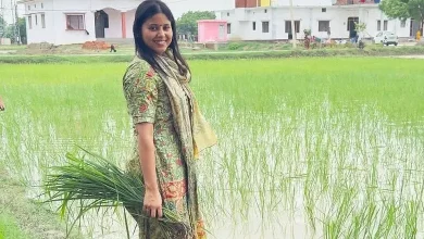 Priya Saroj's video of working in the farm goes viral