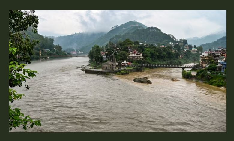 Rains cause widespread devastation in Himachal Pradesh, 37 people die, loss of ₹400 crore