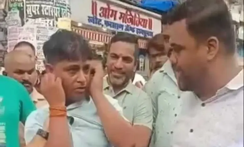 પાલઘરમાં ફરી મરાઠીવાદઃ રિક્ષાચાલકને શિવસેનાના કાર્યકરોએ માર માર્યો