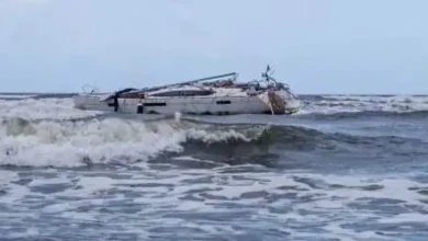 Suspicious boat in Raigad