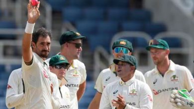 નવોદિત મિચલ ઑવેને વૉર્નર-પોન્ટિંગની બરોબરી કરી ડેબ્યૂ મૅચમાં વેસ્ટ ઇન્ડિઝને નડ્યો, ઑસ્ટ્રેલિયા 1-0થી આગળ