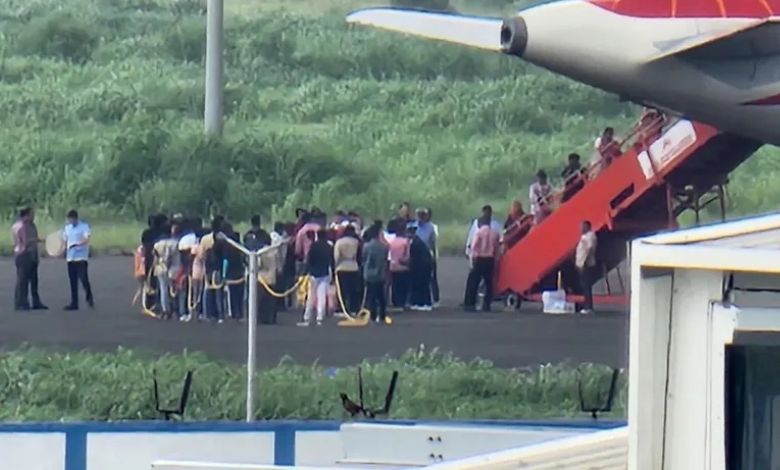 Action against illegal Bangladeshis in Gujarat: 250 people sent from Vadodara to Dhaka