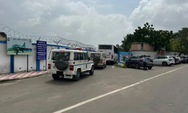 Action against illegal Bangladeshis in Gujarat: 250 people sent from Vadodara to Dhaka