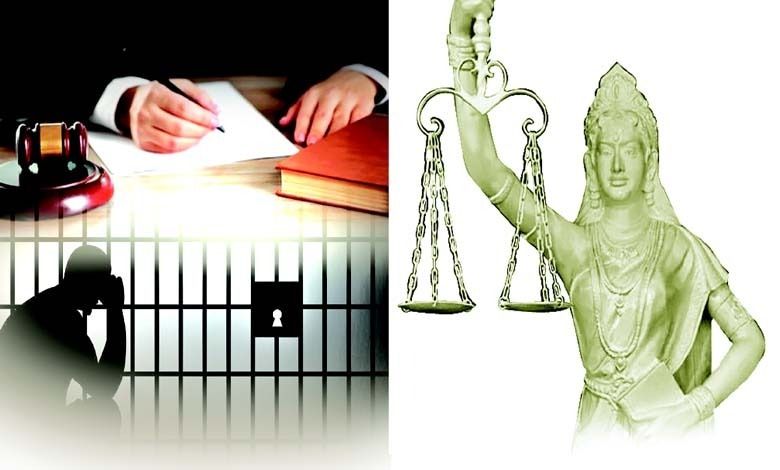Close up: What kind of justice and injustice is this of the goddess of justice? What kind of freedom and bondage is this of the accused...?