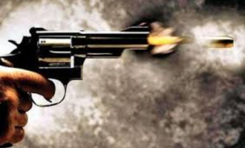 Builder fired at in Ahmedabad over money laundering, investigation underway