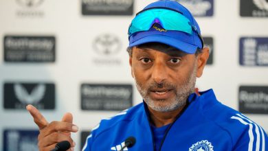 Why is Kuldeep not being played? Batting coach Sitanshu Kotak reveals the real reason...