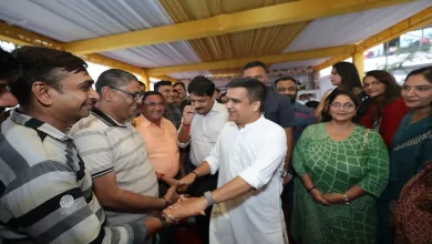 હર્ષ સંઘવી સુરત પોલીસ સ્ટેશનના ઉદ્ઘાટન સમારોહમાં ભાષણ આપતા.