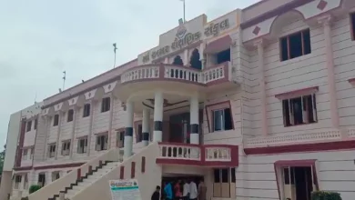 Brutality in the educational complex in Bhesan, principal-teacher accused of indecent acts