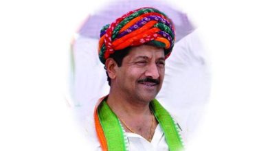 Jamnagar's veteran Congress leader Vikram Madam announces not to contest elections