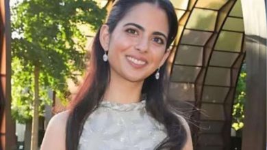 What kind of compulsion did Isha Ambani have to...
