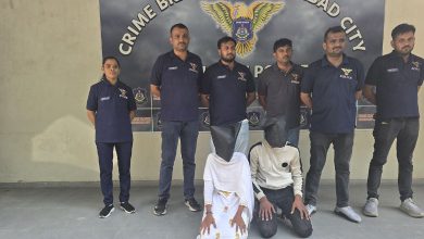 A murderous game was played in Shahpur, Ahmedabad! A couple killed a home guard with a knife.