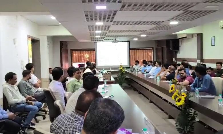 Surat EPFO Launches Campaign for Employment-Linked Incentive Scheme