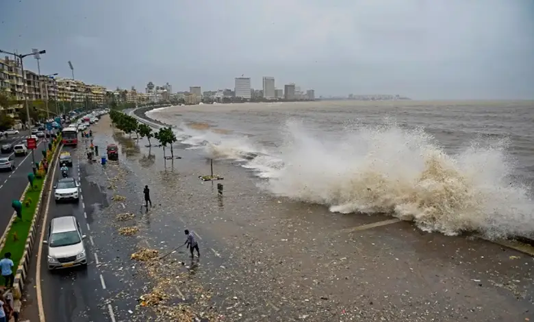 Mumbai High Tide Warning