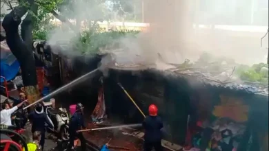 Massive Fire Breaks Out in Thane's Kopri Market