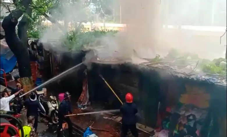 Massive Fire Breaks Out in Thane's Kopri Market