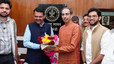 ફડણવીસ ઉદ્ધવ ઠાકરે