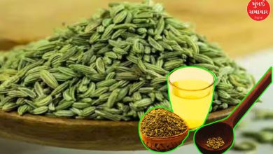 વરિયાળીના દાણા અને એક ગ્લાસમાં ભરેલું વરિયાળીનું પાણી.