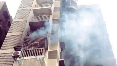 અમદાવાદની ગગનચુંબી ઇમારતો પર આગનું જોખમ, ૩૦૦થી વધુ ઇમારતો પાસે માન્ય ફાયર NOC નથી પેટાઃ નોટિસ છતાં, બોડકદેવ, સેટેલાઇટ અને શાહીબાગ જેવા મુખ્ય વિસ્તારોમાં નથી થઈ રહ્યો અમલ