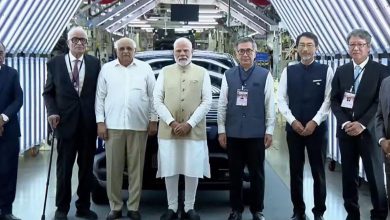 પીએમ મોદીએ મારુતિની પ્રથમ ઈલેક્ટ્રિક કારને લોન્ચ કરી, બેટરી પ્લાન્ટનું ઉદ્ઘાટન પણ કર્યું