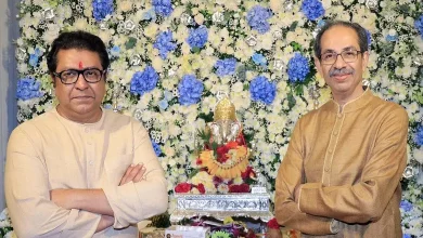 ઉદ્ધવ ઠાકરે, રાજ ઠાકરે અને તેમના પરિવારની એકસાથે તસવીર