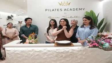 સચિને પહેલી વાર પુત્ર અર્જુનની વાગ્દતા સાનિયા ચંડોક સાથેનો ફોટો શૅર કર્યો, અંજલિ-સારા પણ તસવીરમાં