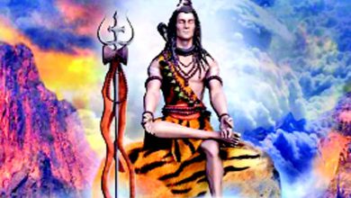 ભગવાન શિવ પોતાના વિરાટ સ્વરૂપમાં