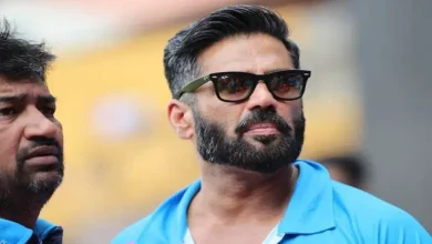 સુનીલ શેટ્ટી જાહેરમાં ભડક્યો: મિમિક્રી આર્ટિસ્ટને સ્ટેજ પર જ સંભળાવી ખરી-ખોટી, લોકોએ શું કહ્યું?