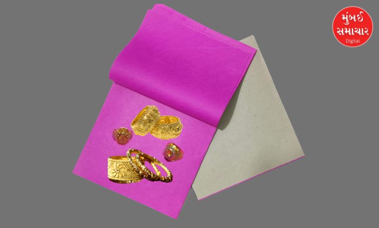 Why Jewellers Use Pink Paper for Packing Jewellery?