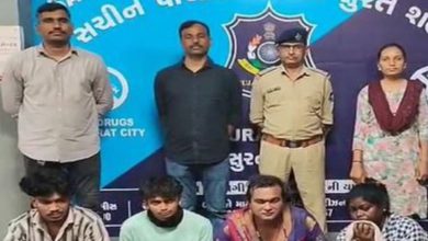 Four people, including a transgender, arrested for smuggling liquor in Surat, police seize over two lakh rupees worth of liquor