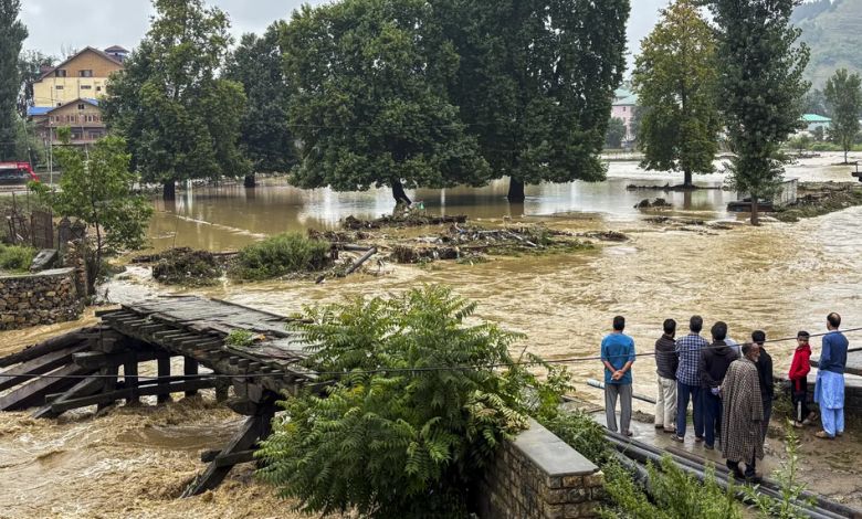 Jammu and Kashmir Cloud burst Ramban three people killed