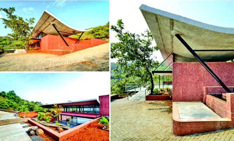 Architectural Wi-Fi: Panshet's Cove Residence in Pune...