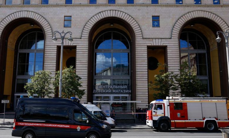 Russia Moscow Large blast shopping center one person killed three injured