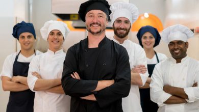 montly income of cook in Mumbai