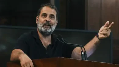 રાહુલ ગાંધી પ્રેસ કોન્ફરન્સમાં નવા બિલ પર બોલી રહ્યા છે.