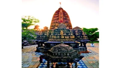 Travel Plus: The true Shravan Yatra is the contact with Shiva and the spiritual experience in Shiva temples...