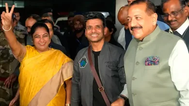 Shubhanshu Shukla's grand welcome at Delhi Airport