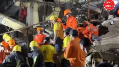Part of building collapses in Virar near Mumbai, three dead