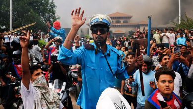 નેપાળના જેન-ઝી આંદોલનની અર્થવ્યવસ્થા પર ગંભીર અસર: અબજોનું નુકસાન અને 10,000 યુવાનો થયા બેકાર