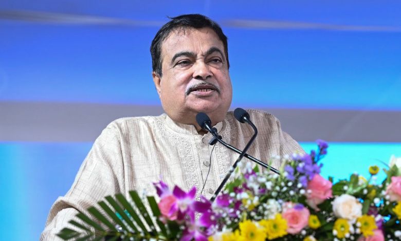 જનતાને મૂરખ બનાવી શકે એ ઉત્તમ નેતાઃ નીતિન ગડકરી દાઢમાં બોલ્યા