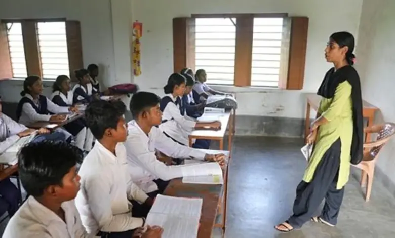 No recruitment of art and music teachers in government schools in 2 years