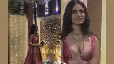 આંખ મારીને નેશનલ ક્રશ બનનારી પ્રિયા પ્રકાશને આ રીતે જોઈ ફેન્સ શૉક્ડ